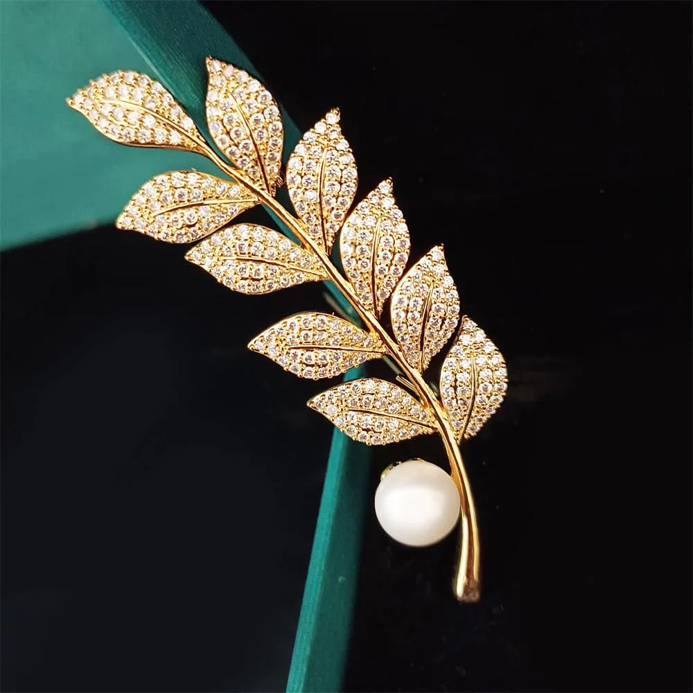 Spilla da donna per anniversario, regalo per moglie, spilla con perle naturali selezionate a mano di qualità AAA e moissanite color D, regalo per mamma, fidanzata, lei, NO11226, metallo, perla