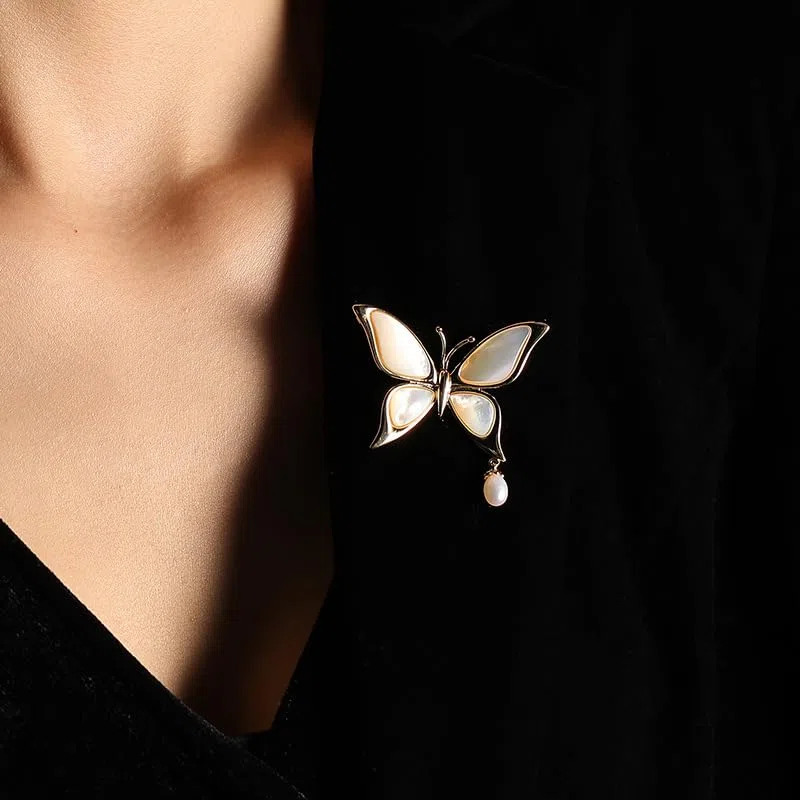 Spilla da donna per anniversario, regalo per moglie, spilla con perle naturali selezionate a mano di qualità AAA e moissanite color D, regalo per mamma, fidanzata, lei, NO11168, metallo, perla